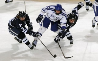 【pg电子官网】拉波尔塔与莱万经纪人密谈，球员续约意愿强烈巴萨却从容不迫