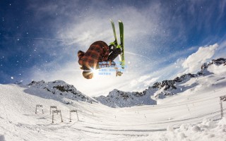 pg模拟器_拉齐奥官方宣布签下阿贾克斯中场核心泰勒，重磅转会费达1500万欧元